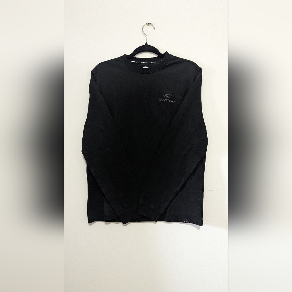 NWOT O'Neil Long Sleeve T-shirt - Size S in black.  100% cotton.